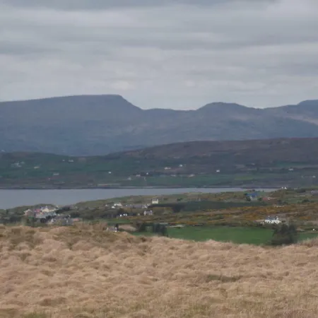 Manannan Cottage, Beara Eyeries